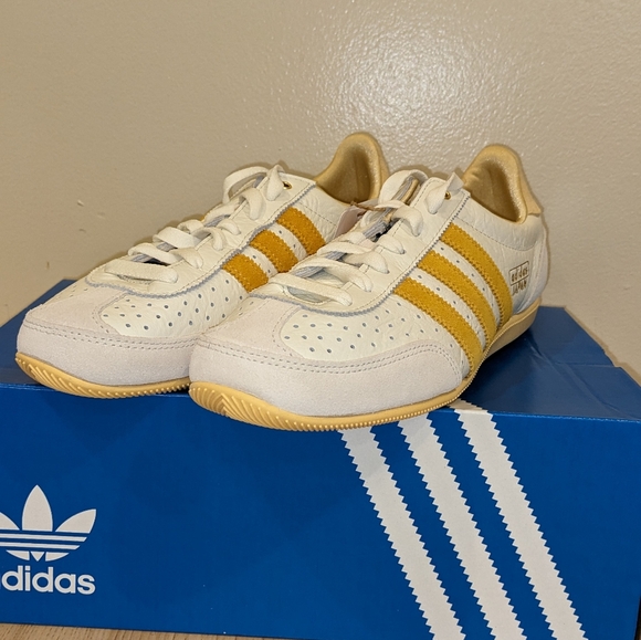 adidas Japan‎ Off White Spark Yellow Cream Beige Women's Sizes 6.5-9.5 IG2011 - Picture 7 of 7